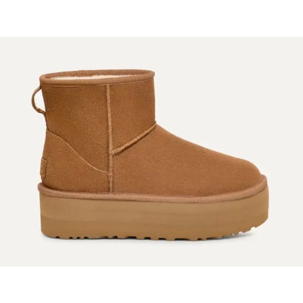 Ugg Women's Classic Mini Platform Boots Chestnut Size 8 NIB Suede Wool Lining